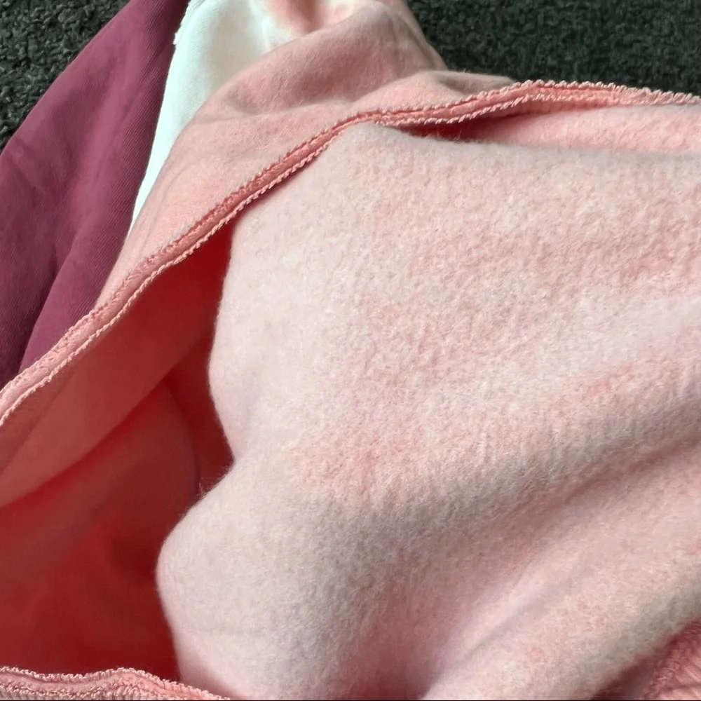 wildfox olivia ruby dove tie dye fleece sweatshirt - Picture 6 of 6